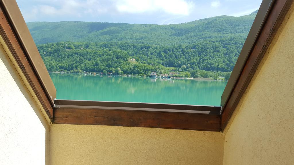 Les Sirenes Hotel Lepin-le-Lac Buitenkant foto